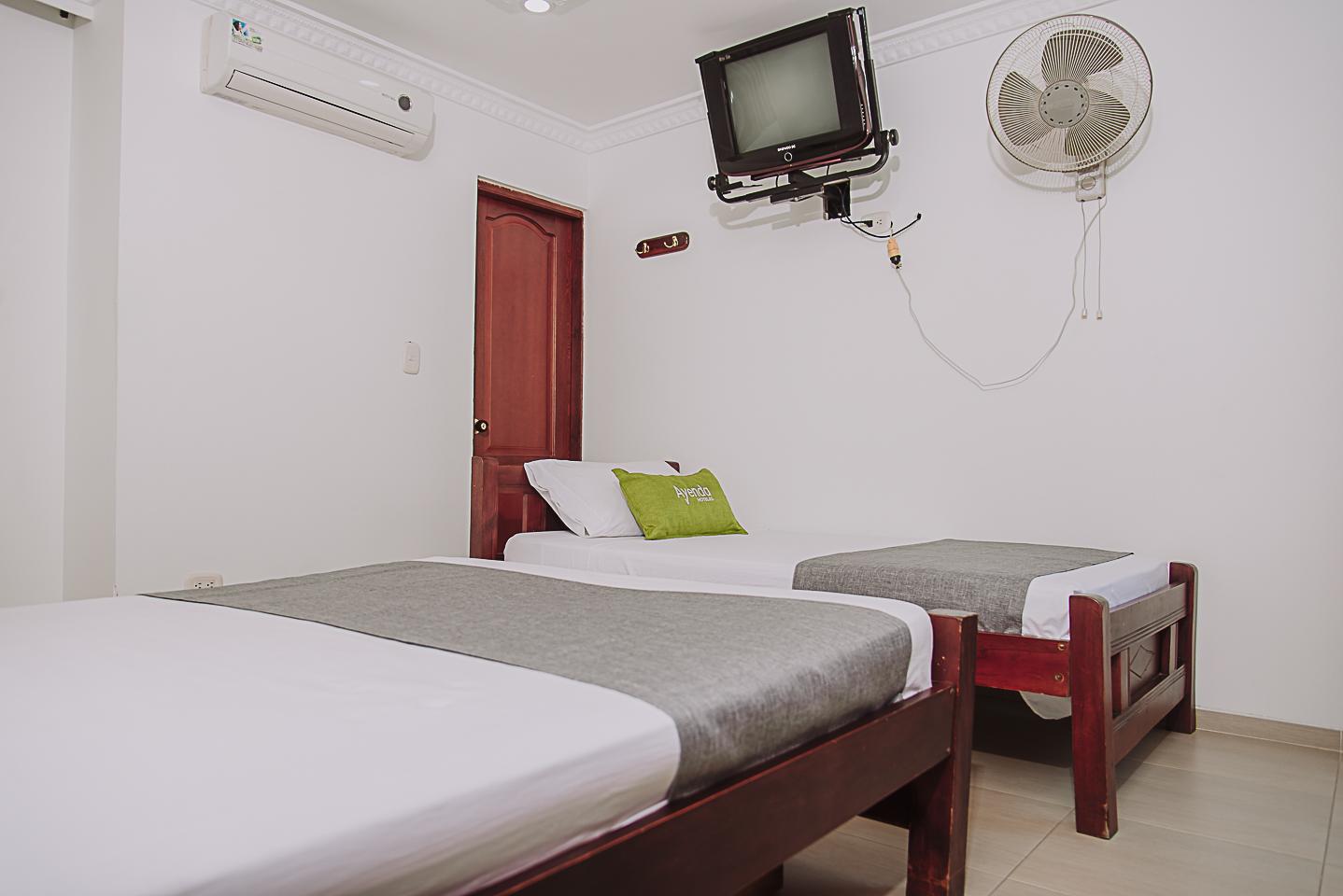 Hotel Colon Rodadero Санта Марта Екстериор снимка